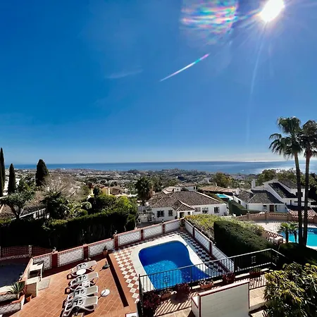 Yolanda Del Mar *